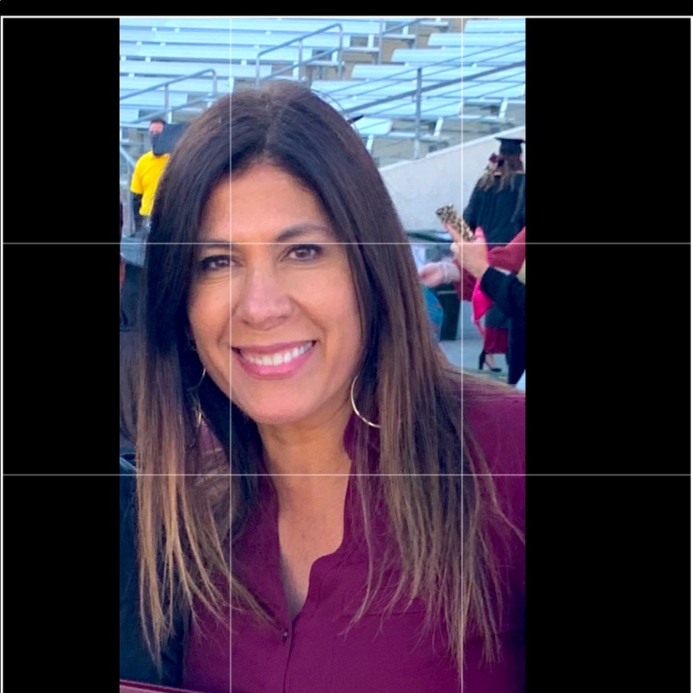 Meet your Posher, Iris